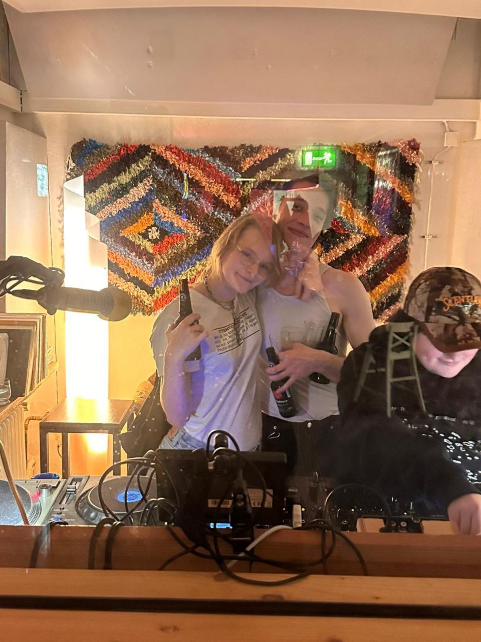 zola gorgon cashmere radio